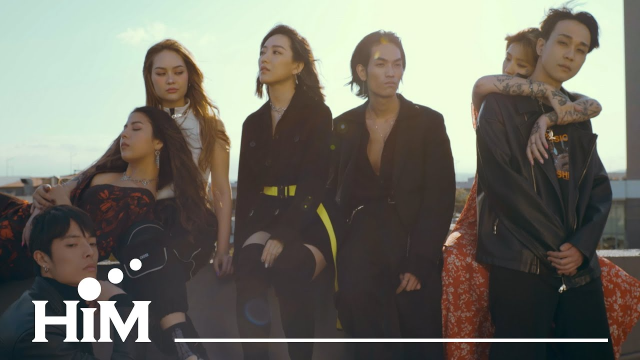 閻奕格 Janice Yan [ 愛上現在的我 Right , now! ](feat. 高爾宣 OSN) Official Music Video