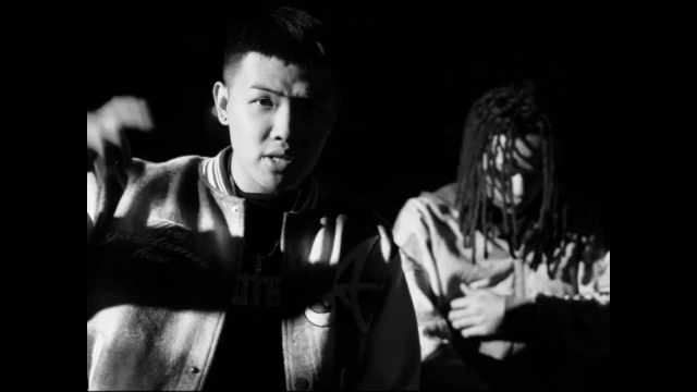 ZiUwhY - No Problem ft.T8DDY （Official Music Video）