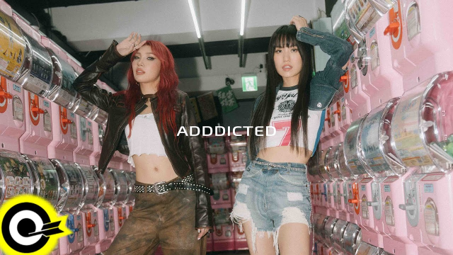 孫盛希 Shi Shi feat. Karencici【 Adddicted 】Official Music Video