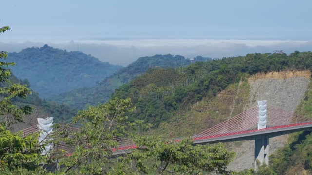 南投鹿谷小半天吊橋